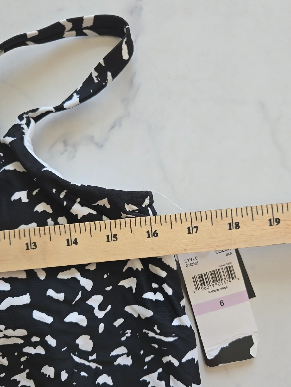 Island Escape Black & White Cape Town Underwire Tankini Swim Top Size 6 NWT